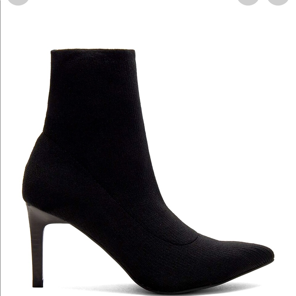 Stretch material EZRA booties